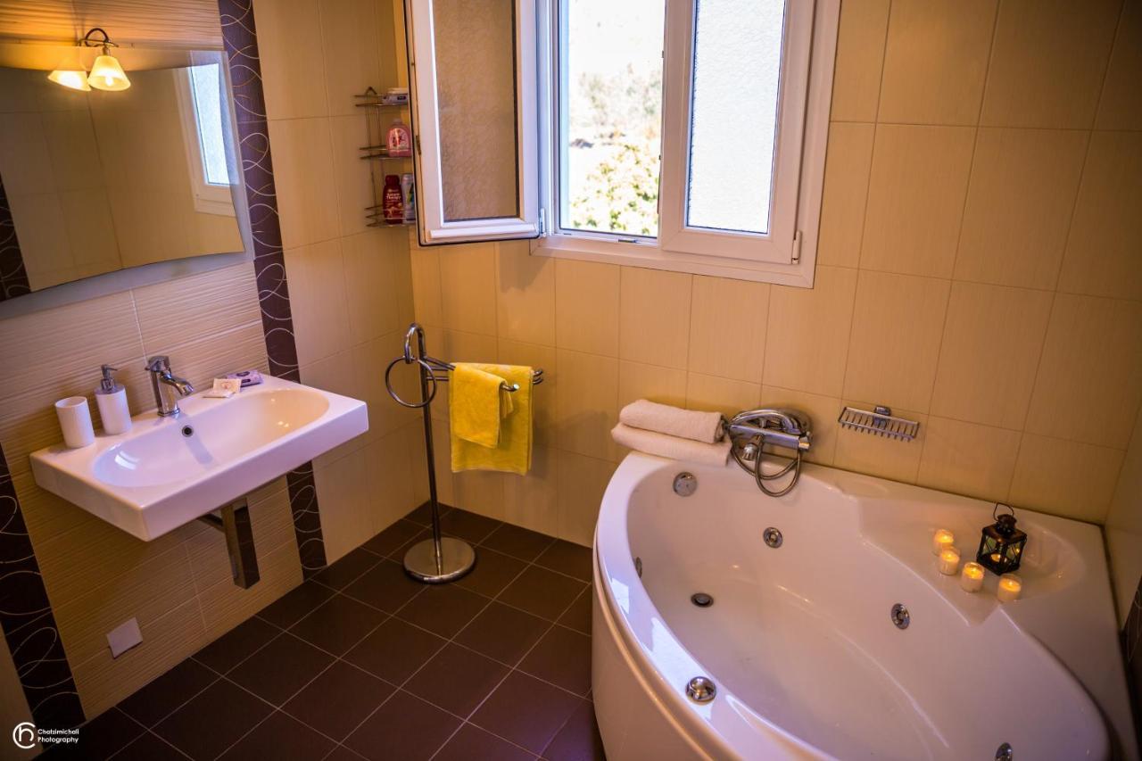 Villa Epavlis Charaki Buitenkant foto